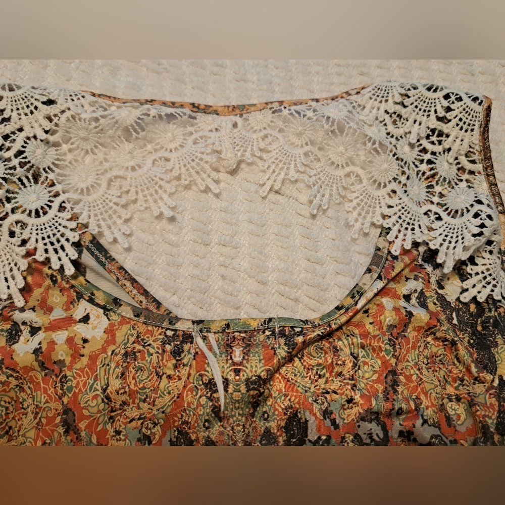 World Unity Dress - Picture 8 of 10